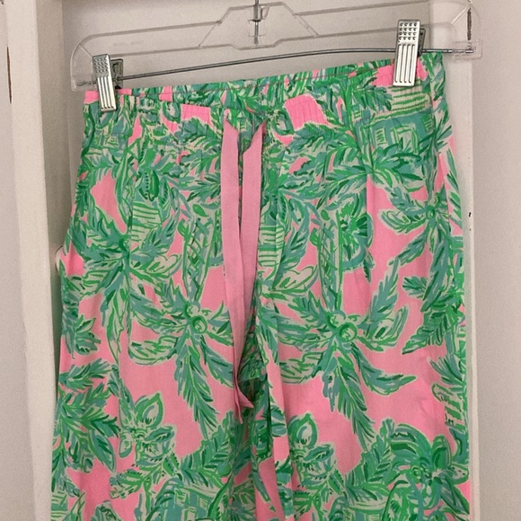 Lilly Pulitzer Palm Tree Beach Pants / NWOT - Picture 2 of 5